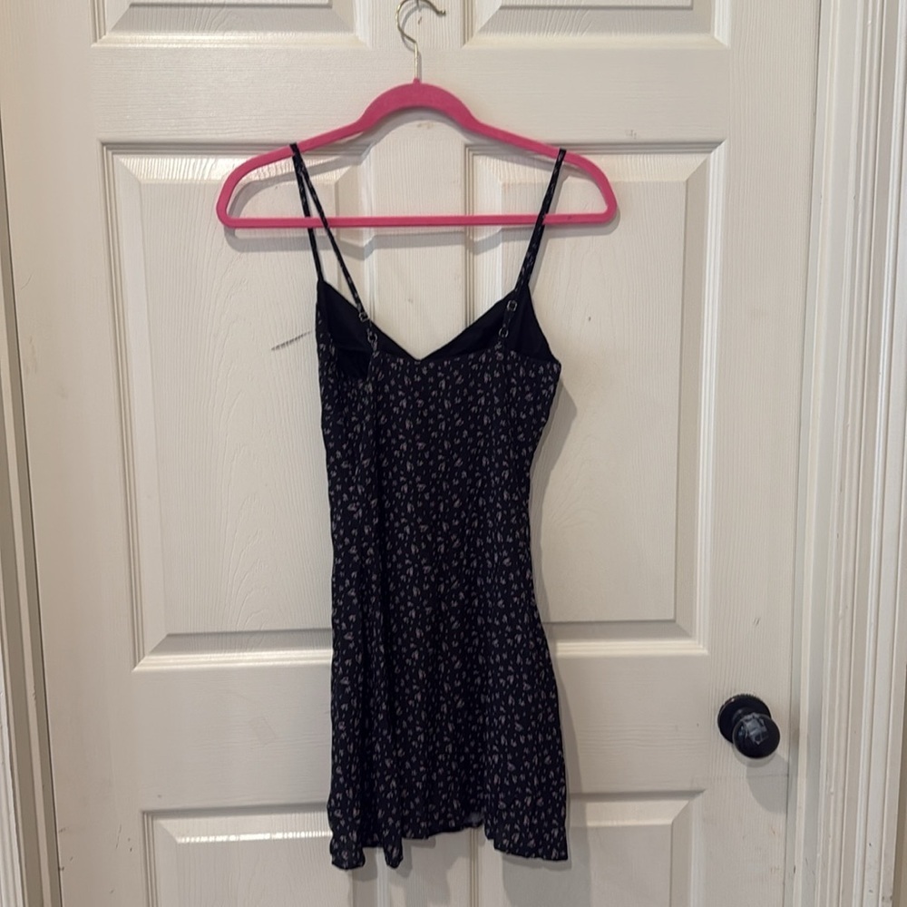 Princess Polly NWT Jaye black floral mini dress, size 2 - Picture 8 of 9